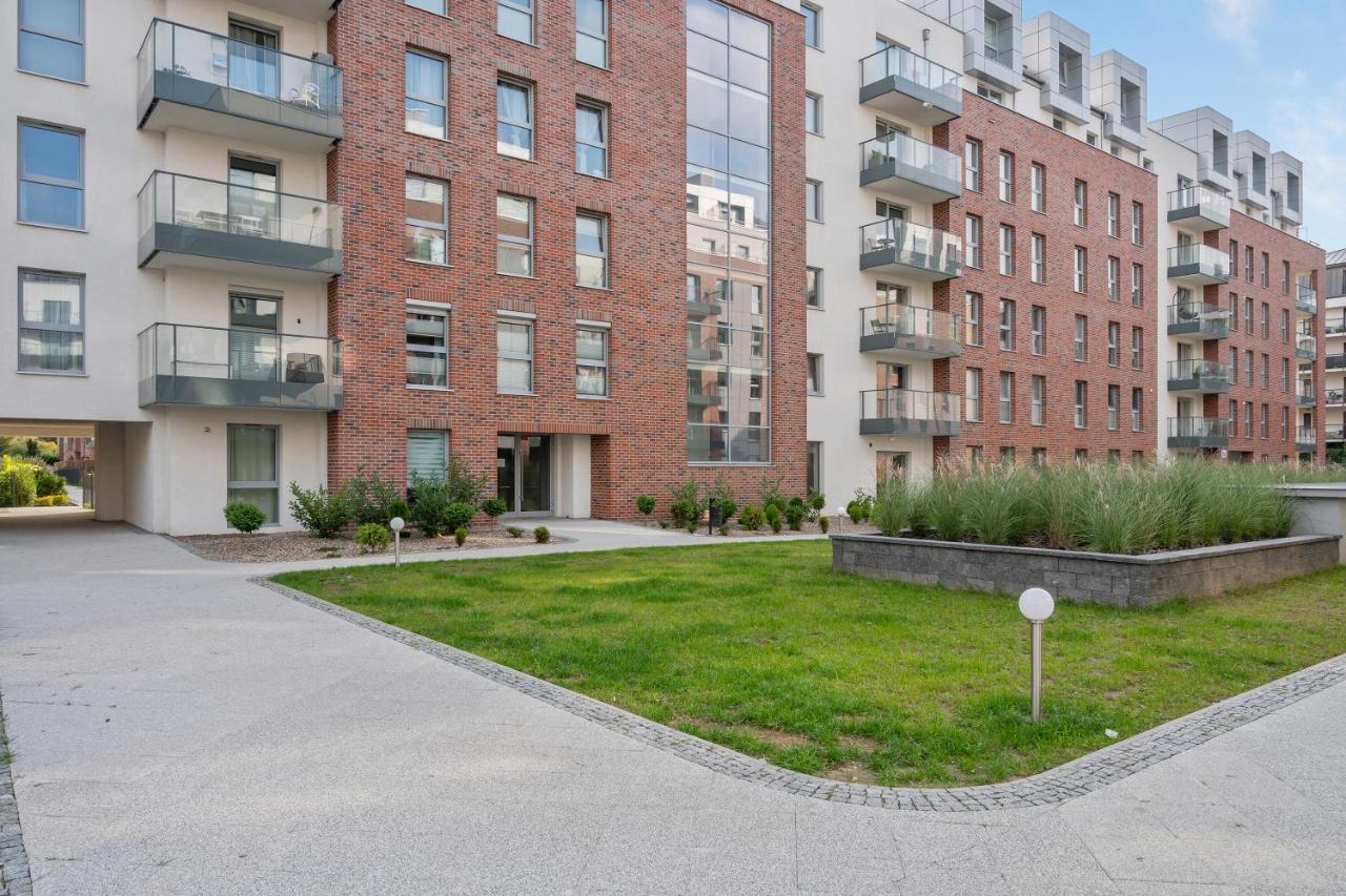 Angielska Grobla City Center & Marina By Downtown Apartments Gdansk Bagian luar foto